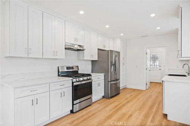 2715 W Hardy Street, Inglewood, CA 90305