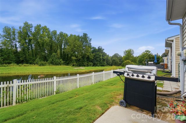 2311 Crosscut Drive, Charlotte, NC 28214