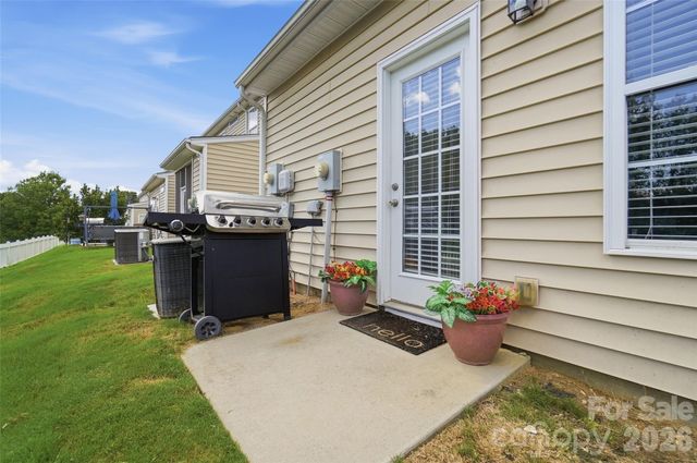 2311 Crosscut Drive, Charlotte, NC 28214