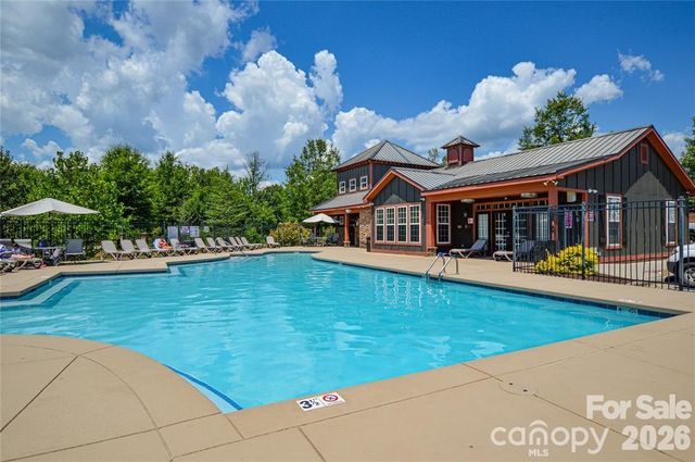 2311 Crosscut Drive, Charlotte, NC 28214