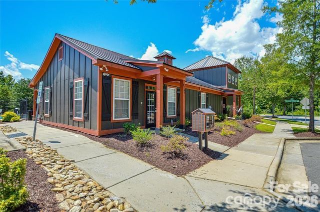2311 Crosscut Drive, Charlotte, NC 28214
