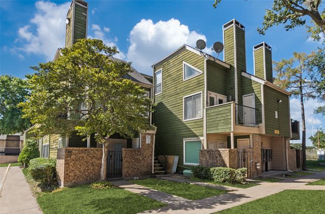 9807 Walnut Street D105, Dallas, TX 75243