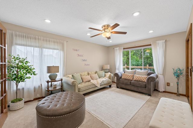 18425 Harrogate Drive, Eden Prairie, MN 55346