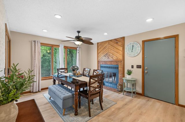 18425 Harrogate Drive, Eden Prairie, MN 55346