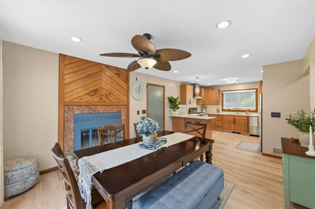 18425 Harrogate Drive, Eden Prairie, MN 55346