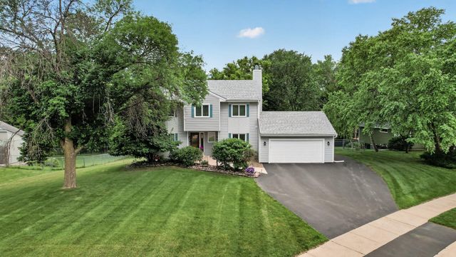 18425 Harrogate Drive, Eden Prairie, MN 55346
