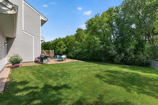 18425 Harrogate Drive, Eden Prairie, MN 55346