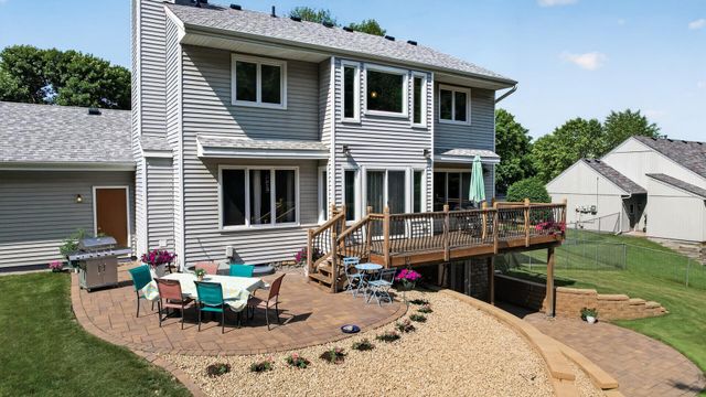 18425 Harrogate Drive, Eden Prairie, MN 55346