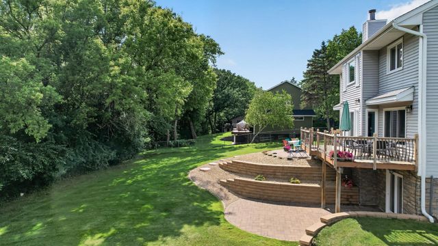18425 Harrogate Drive, Eden Prairie, MN 55346
