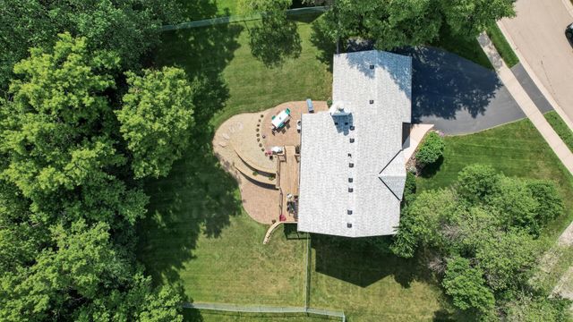 18425 Harrogate Drive, Eden Prairie, MN 55346