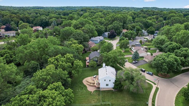 18425 Harrogate Drive, Eden Prairie, MN 55346