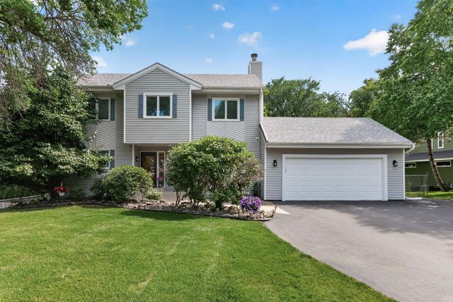 18425 Harrogate Drive, Eden Prairie, MN 55346