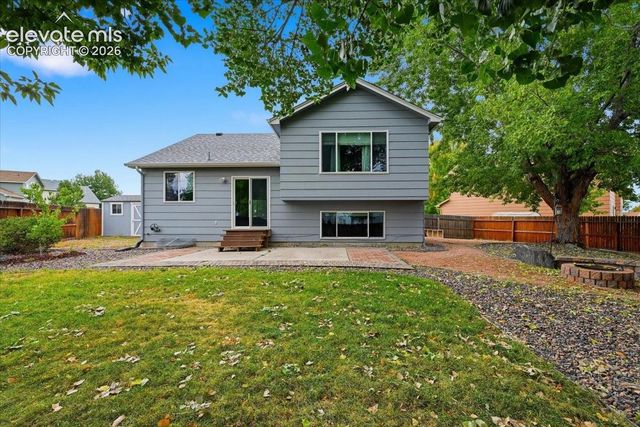 690 Snowpeak Court, Colorado Springs, CO 80916