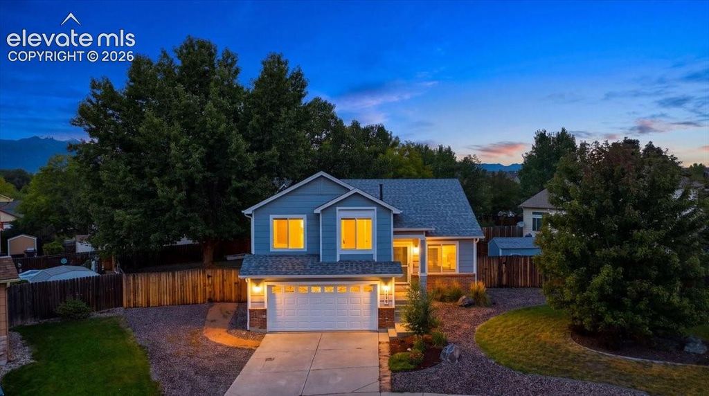 690 Snowpeak Court, Colorado Springs, CO 80916