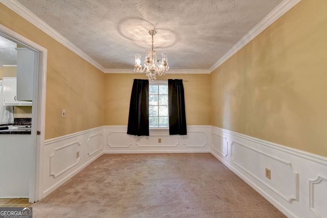 567 Planters Row SW, Lilburn, GA 30047