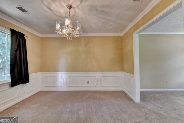 567 Planters Row SW, Lilburn, GA 30047