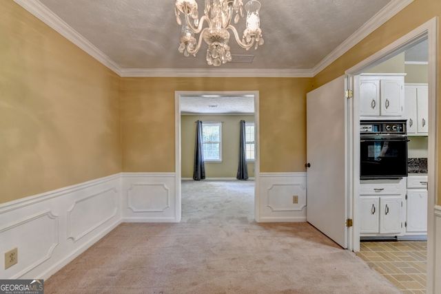 567 Planters Row SW, Lilburn, GA 30047