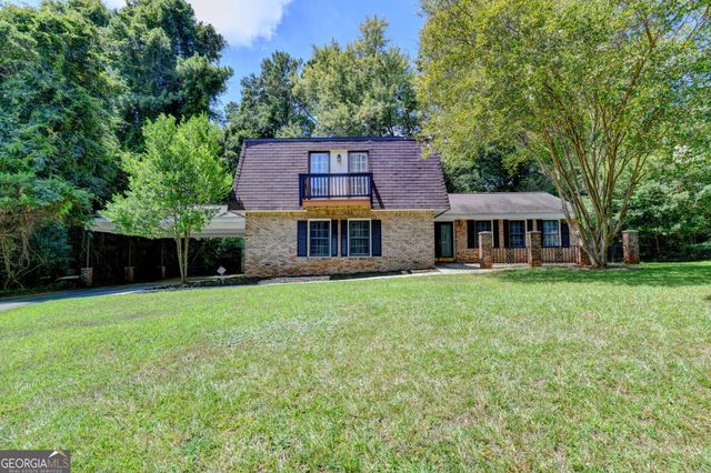 567 Planters Row SW, Lilburn, GA 30047