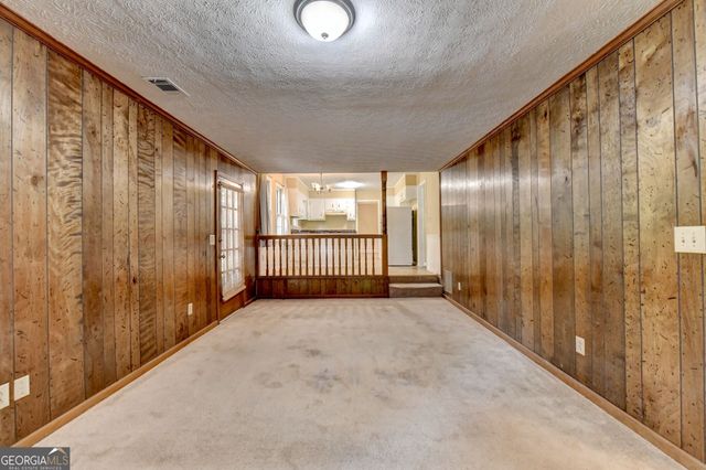 567 Planters Row SW, Lilburn, GA 30047