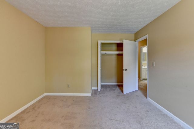567 Planters Row SW, Lilburn, GA 30047