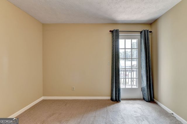 567 Planters Row SW, Lilburn, GA 30047