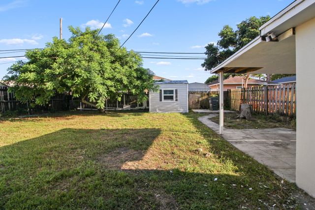 4546 CARVER Street, Kenwood Estates, Lake Worth Beach, FL 33463