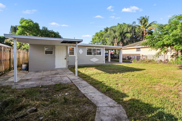 4546 CARVER Street, Kenwood Estates, Lake Worth Beach, FL 33463