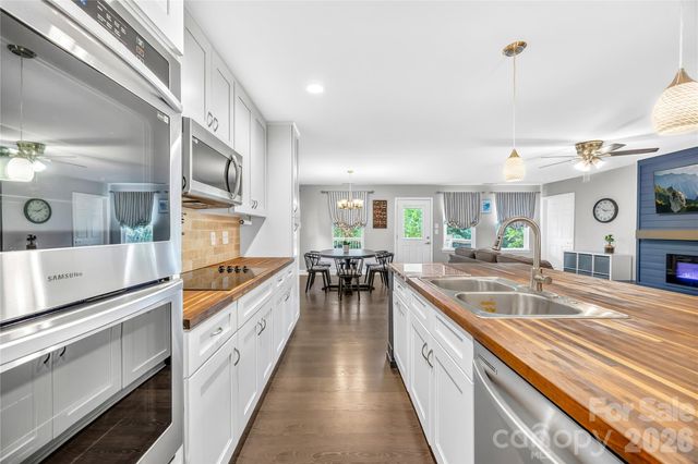 953 Rocky Meadows Lane, Concord, NC 28025