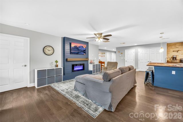953 Rocky Meadows Lane, Concord, NC 28025
