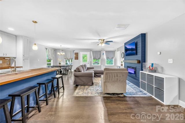 953 Rocky Meadows Lane, Concord, NC 28025