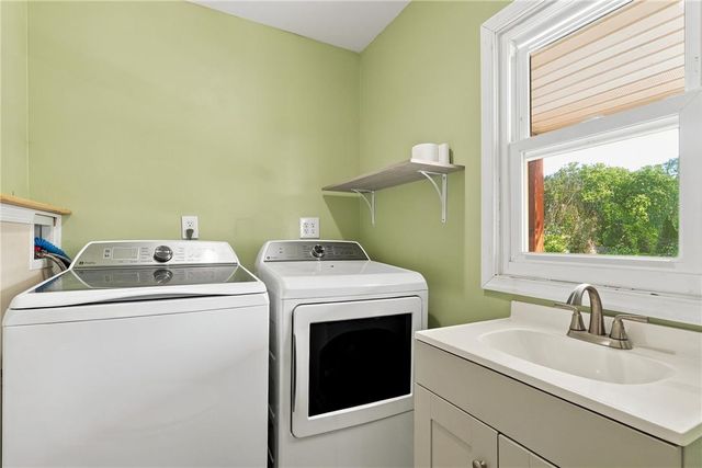 4423 West Mountain View Drive, Lehigh Twp, PA 18088