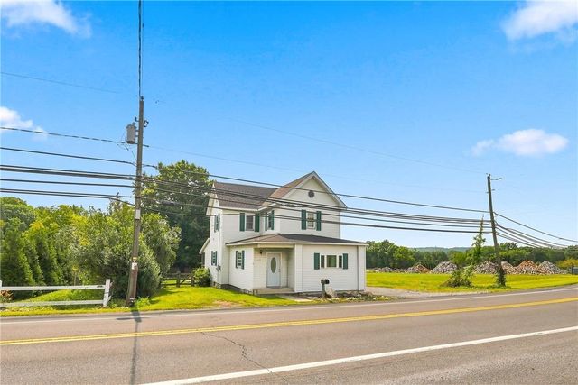 4423 West Mountain View Drive, Lehigh Twp, PA 18088