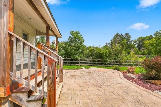 4423 West Mountain View Drive, Lehigh Twp, PA 18088
