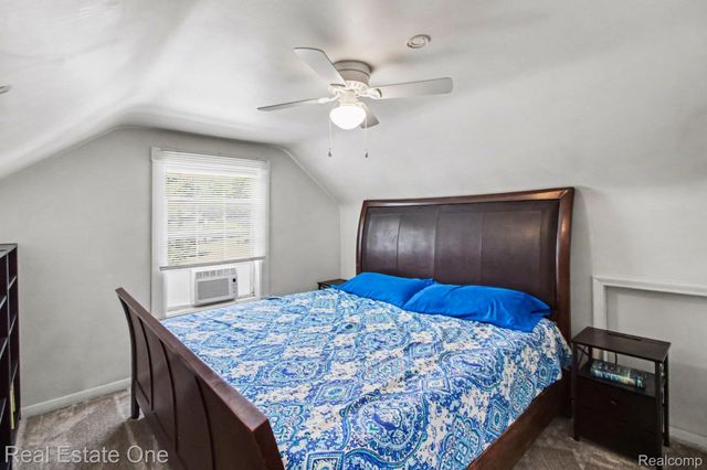 33065 John Hauk Street, Garden City, MI 48135