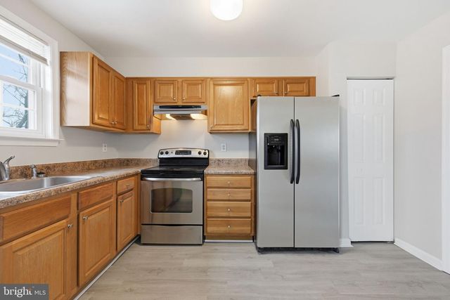 16 S PENDLETON CT, Frederick, MD 21701