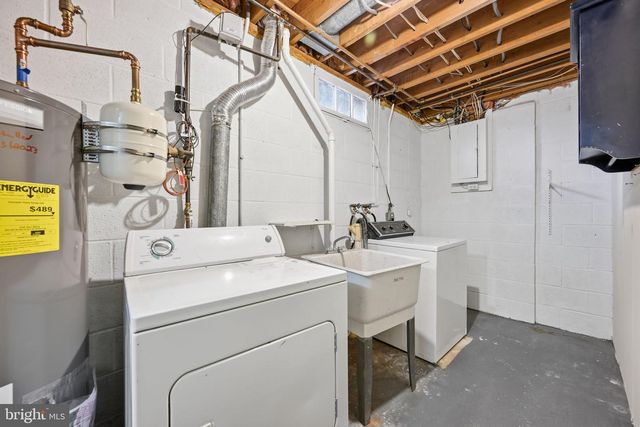 16 S PENDLETON CT, Frederick, MD 21701