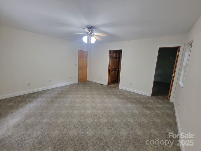 431 Summit Drive, Maggie Valley, NC 28751