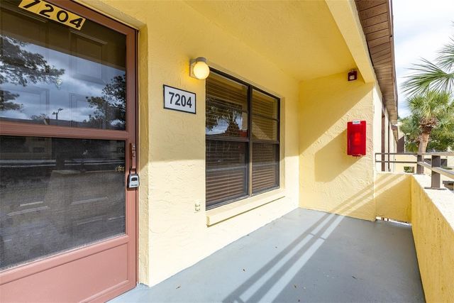 13608 S VILLAGE DRIVE 7204, Tampa, FL 33618