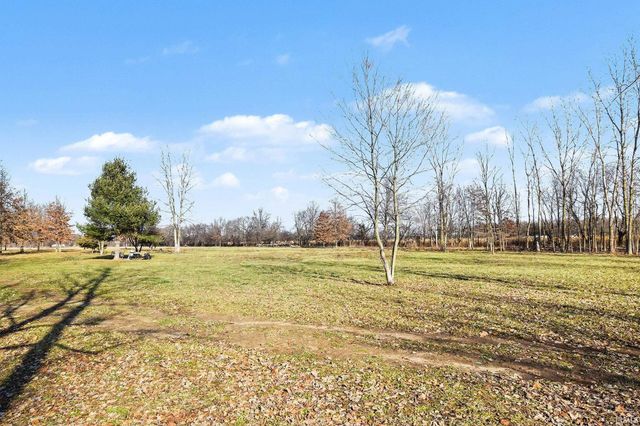 30057 SR 2 Road, New Carlisle, IN 46552