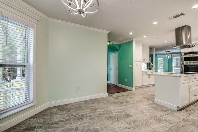 510 WIDEVIEW AVENUE, Tarpon Springs, FL 34689