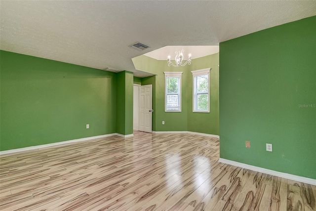 510 WIDEVIEW AVENUE, Tarpon Springs, FL 34689