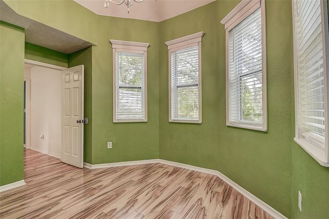 510 WIDEVIEW AVENUE, Tarpon Springs, FL 34689