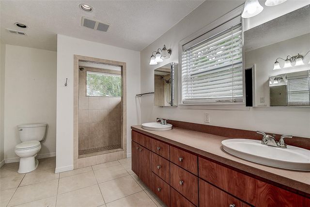 510 WIDEVIEW AVENUE, Tarpon Springs, FL 34689
