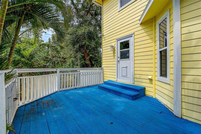 510 WIDEVIEW AVENUE, Tarpon Springs, FL 34689