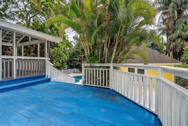 510 WIDEVIEW AVENUE, Tarpon Springs, FL 34689