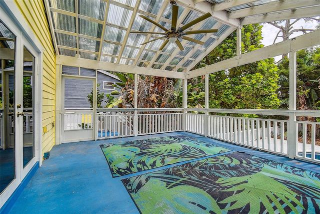 510 WIDEVIEW AVENUE, Tarpon Springs, FL 34689
