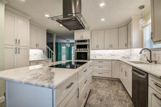 510 WIDEVIEW AVENUE, Tarpon Springs, FL 34689