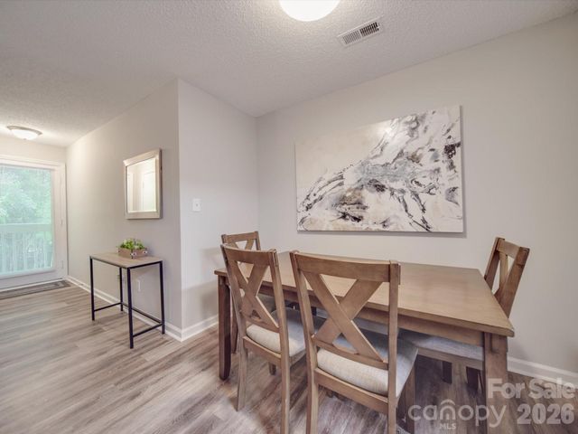 1052 Churchill Downs Court I, Charlotte, NC 28211