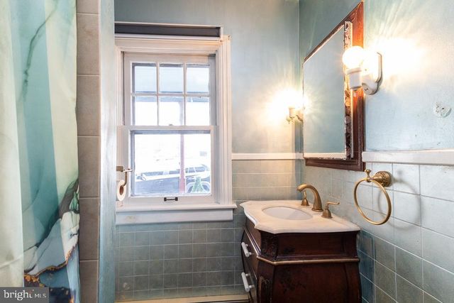 1631 E BUCHANAN TRAIL EAST E, Greencastle, PA 17225