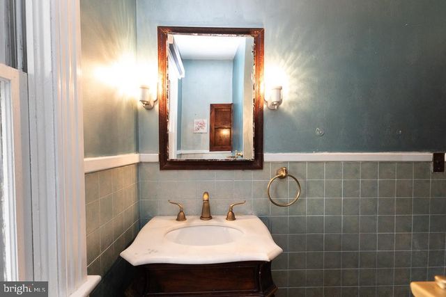 1631 E BUCHANAN TRAIL EAST E, Greencastle, PA 17225